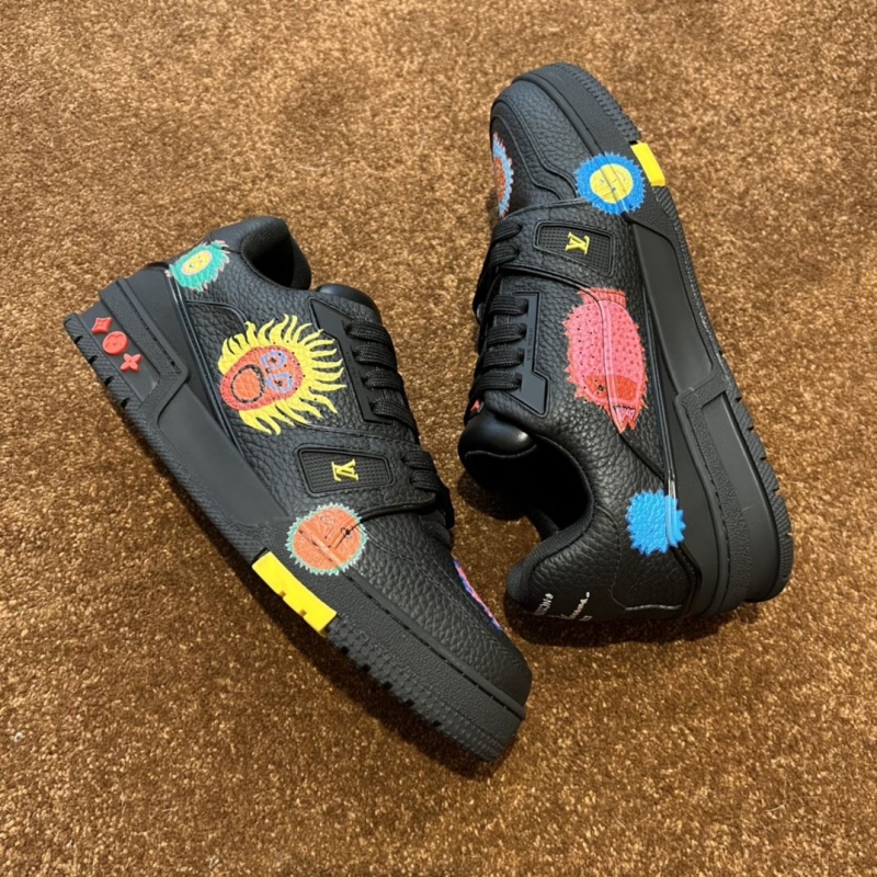 Louis Vuitton Sneakers